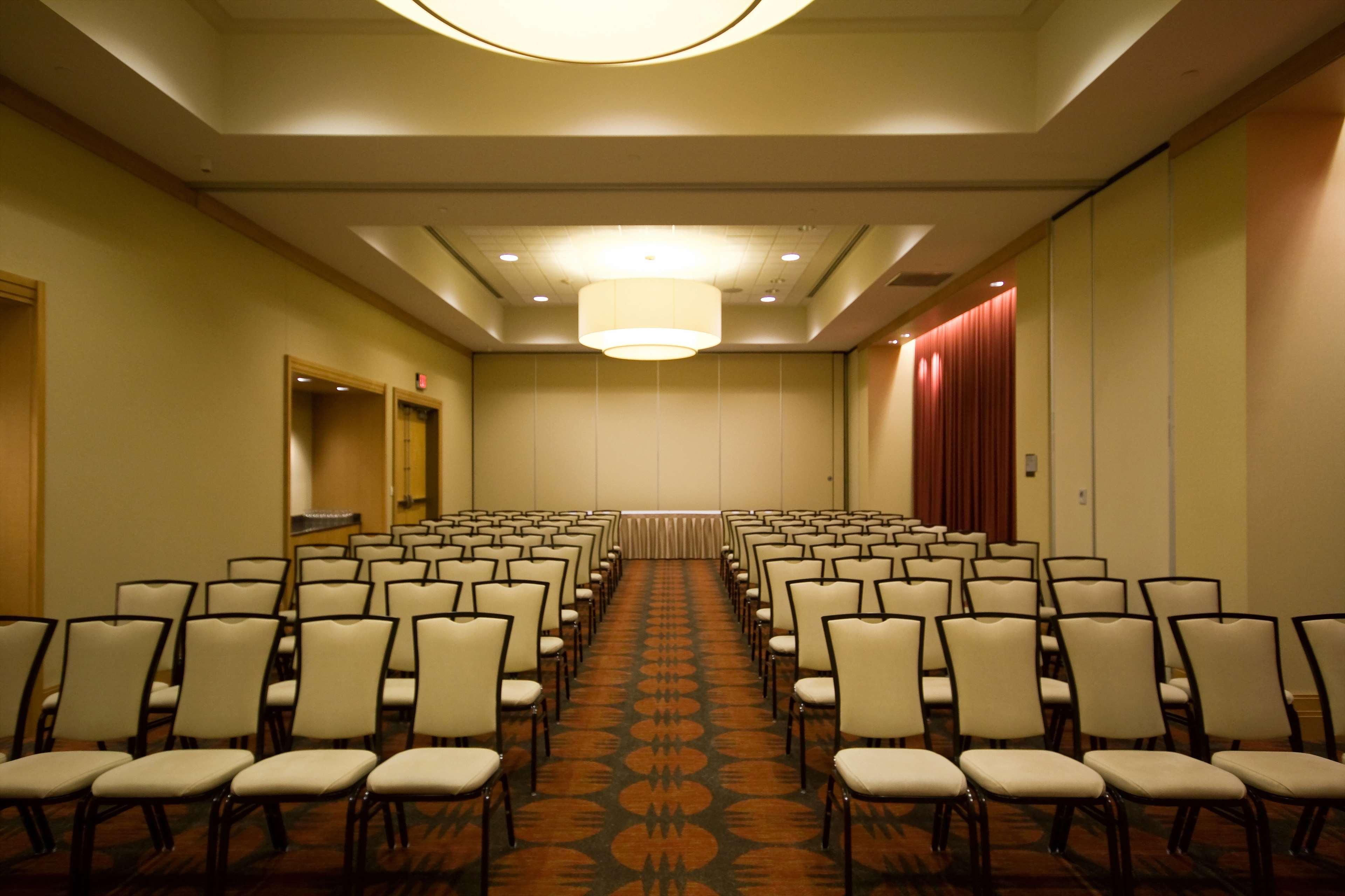 Embassy Suites By Hilton Houston-Energy Corridor Einrichtungen foto