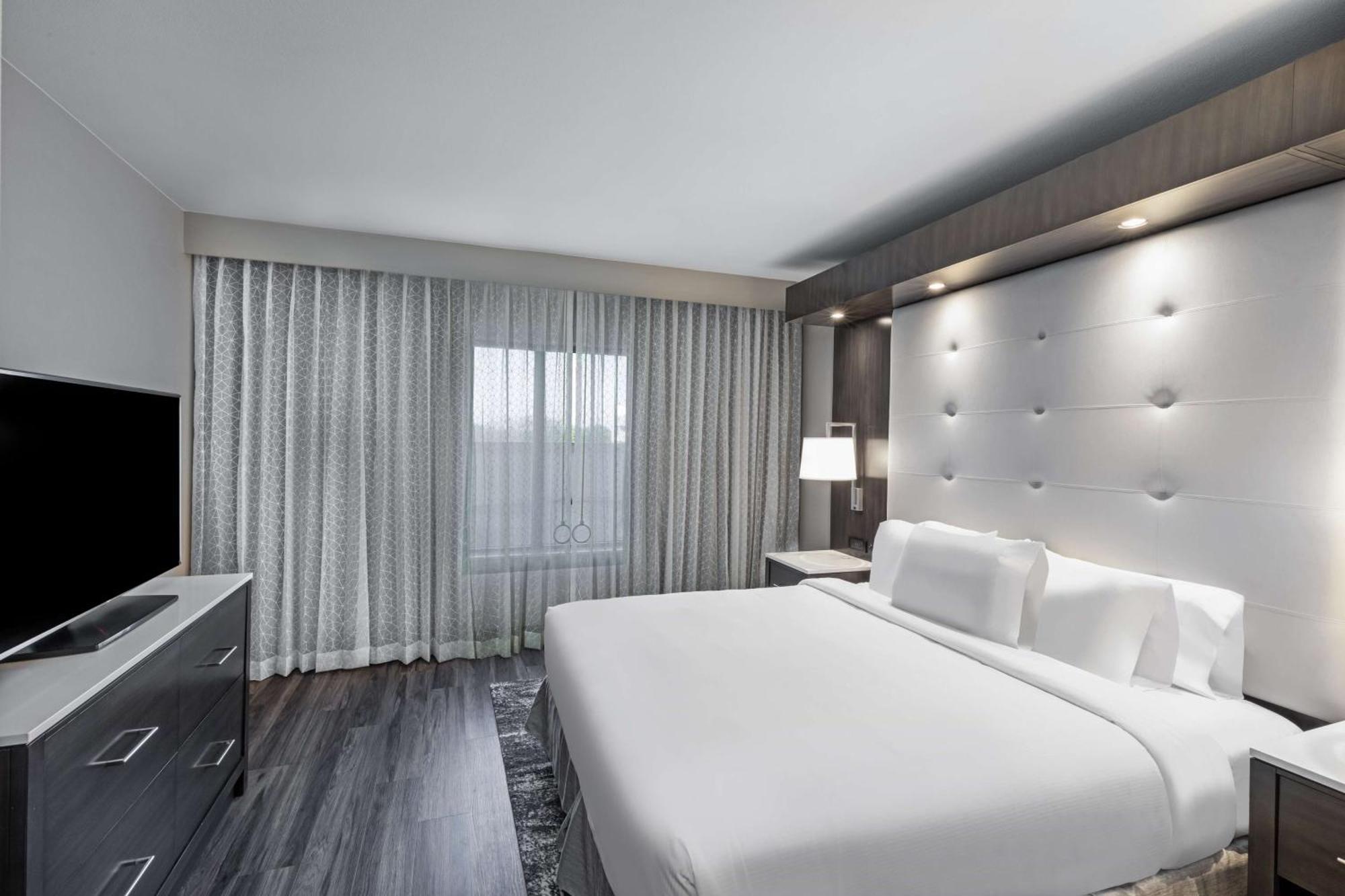 Embassy Suites By Hilton Houston-Energy Corridor Exterior foto
